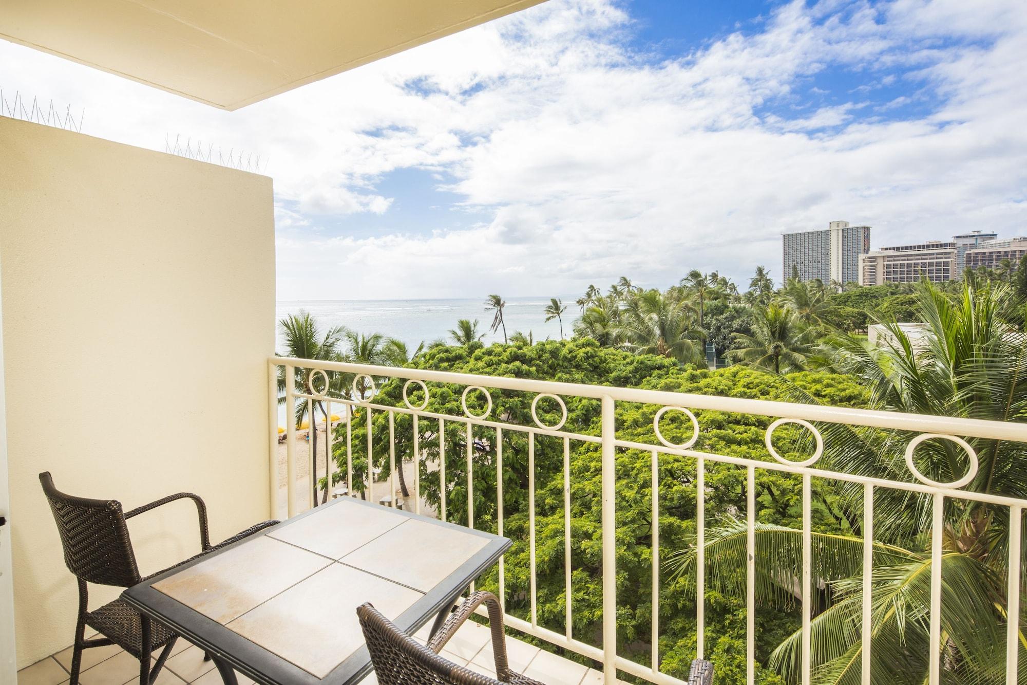 Castle Waikiki Shore Honolulu Ngoại thất bức ảnh