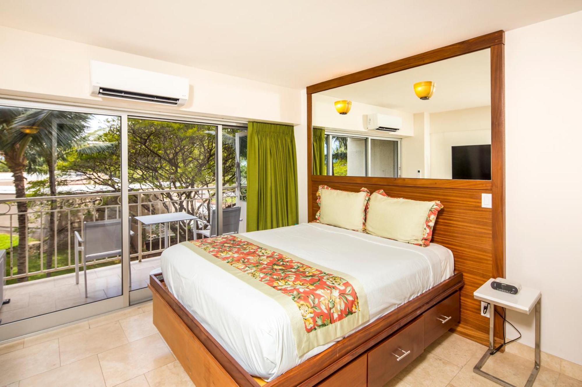 Castle Waikiki Shore Honolulu Ngoại thất bức ảnh