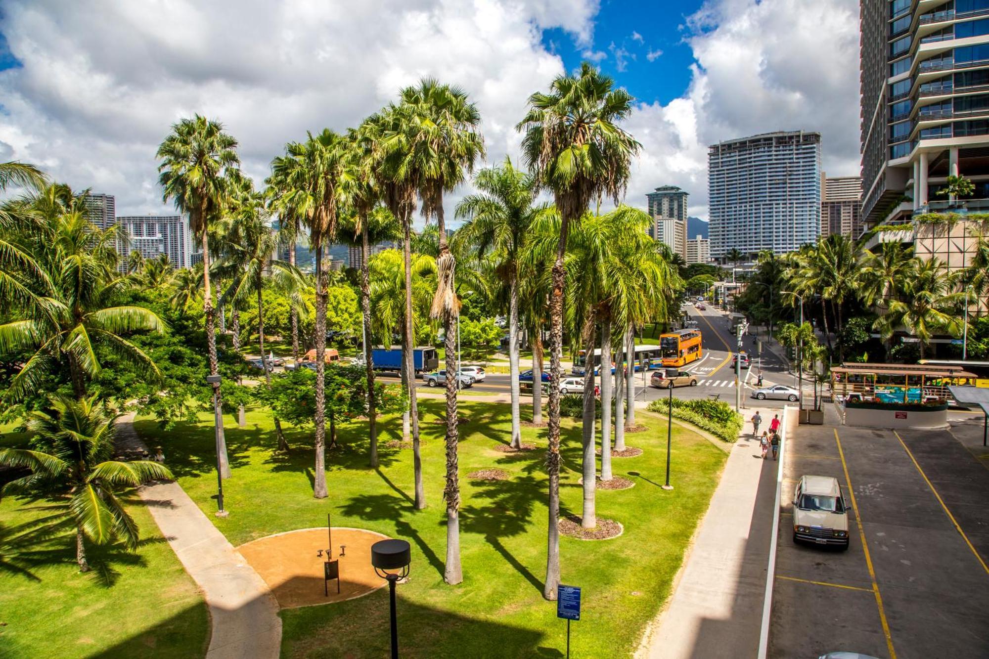 Castle Waikiki Shore Honolulu Ngoại thất bức ảnh